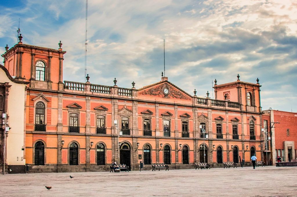 Equipo de la FCQ obtiene pase a final de Feria Mexicana de Ciencias e Ingeniería 2025