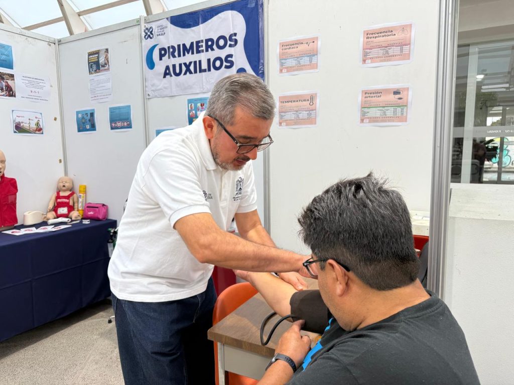 Talleres del Centro de Bienestar Familiar muestran compromiso social y educativo de la UASLP